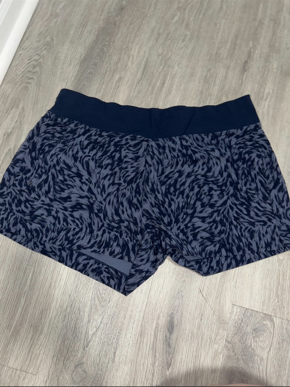 Athleta Navy Patterned Athletic Shorts